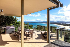 Stonier House - Walk to Bar Beach, Merimbula